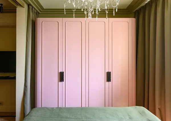 Шкаф для передачи "Квартирный вопрос"