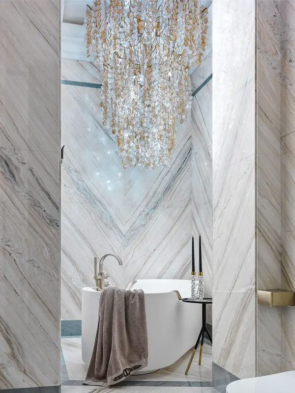 Резиденция Монэ: Огонь–интерьер с видом на Москва-сити