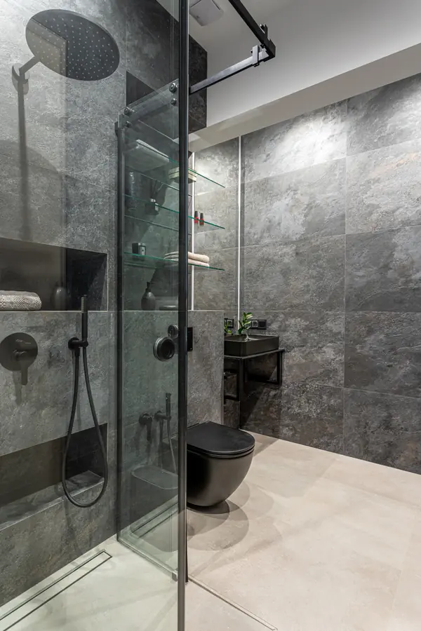 Душевая комната в Клубном доме «Sinatra»