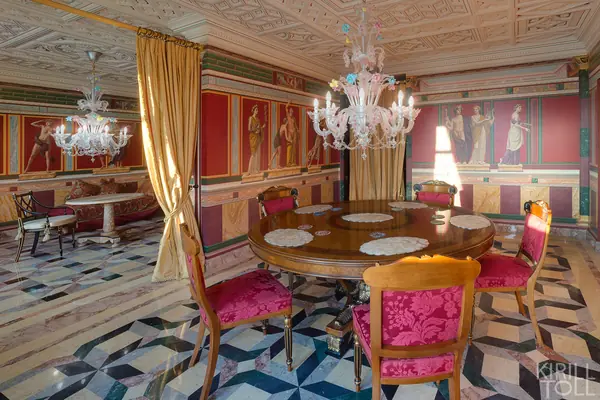 Красная квартира