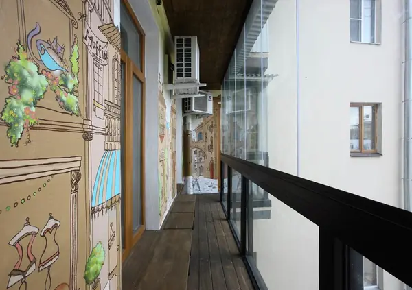 Алиса в стране чудес