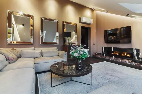 ИЗЯЩНЫЙ ШИК