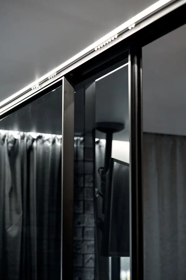 Угловая интерьерная перегородка raumplus