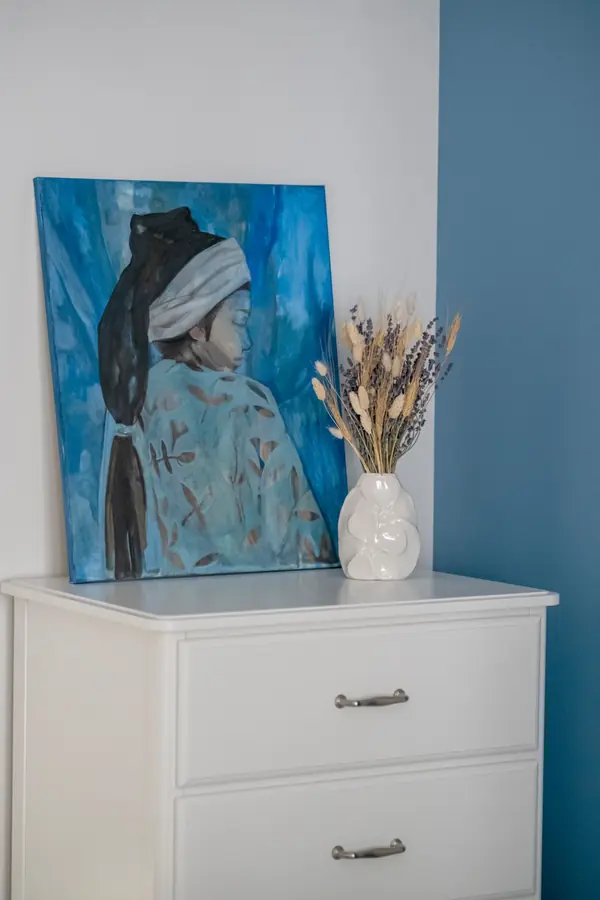 Квартира с акцентами и зеркальной дверью