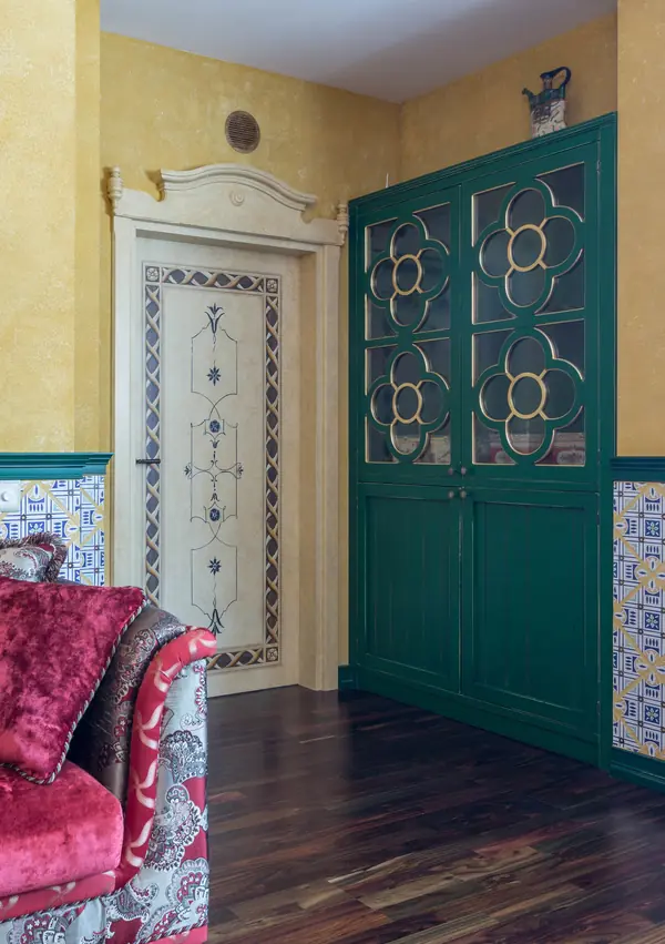 Домашний кинотеатр в восточном стиле