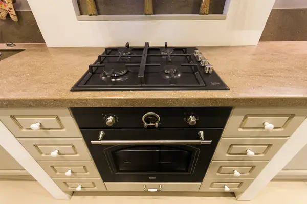 Кухня в классическом стиле