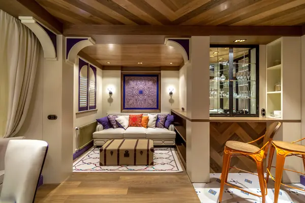 Проект "Гостиная с фиолетовым кантом" для программы Дачный Ответ на НТВ