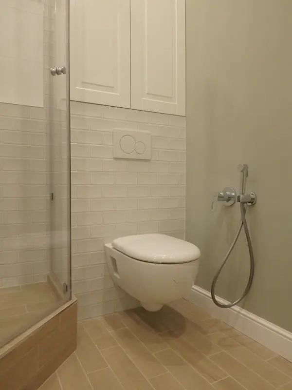 Счастье на Мичуринском - отделка санузла с душевой кабиной в новостройке