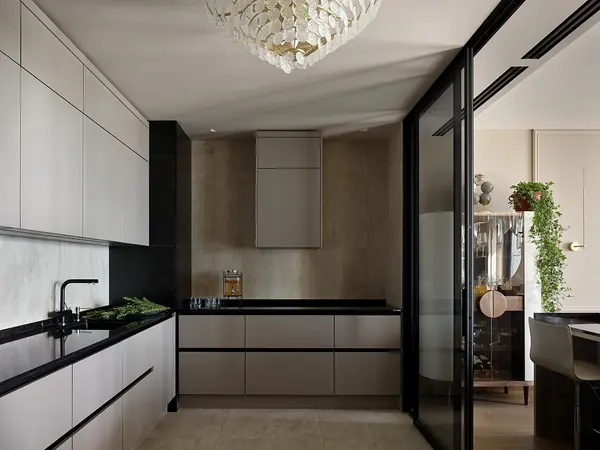 Живописная квартира.