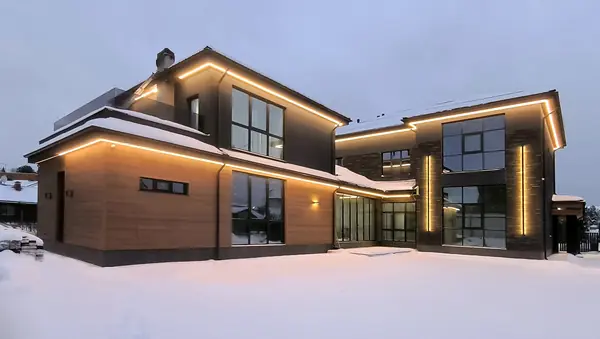 Современный дом с баней и террасой