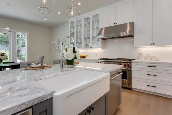 Дом в стиле Кейпкод в Ла Канада