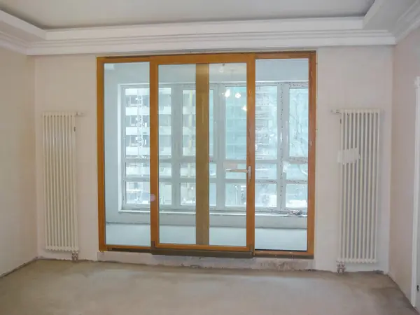 Два портала PSK и окна из лиственницы в квартиру