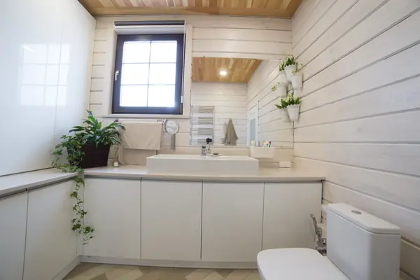 ДОМ В ПОСЕЛКЕ УШАКОВО