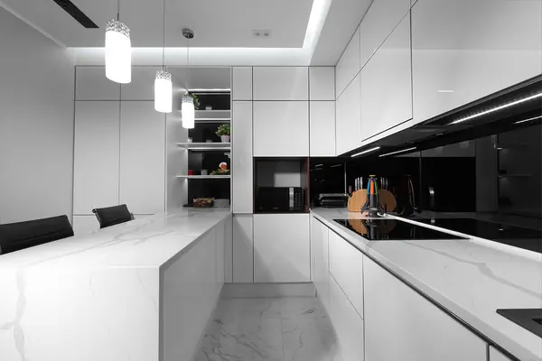 Минимализм-хай-тек