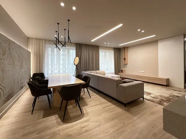 Аристократ