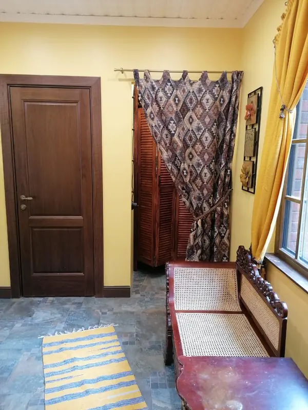 Дом с башней в сказочном стиле в Карелии