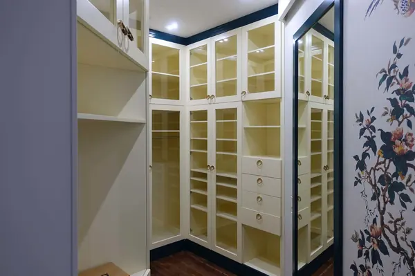 Город Яхт. Реализация.