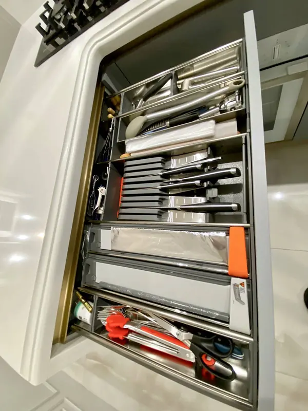 Кухня "PROFILO costola".