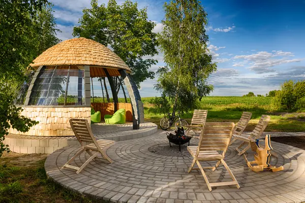 Круглая беседка Тамаго