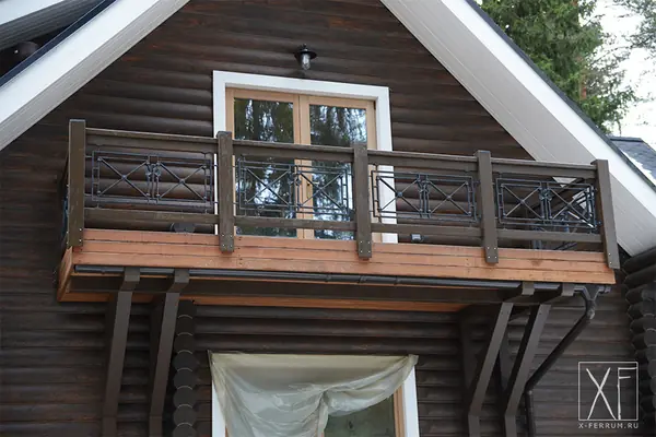 Кованое ограждение террасы