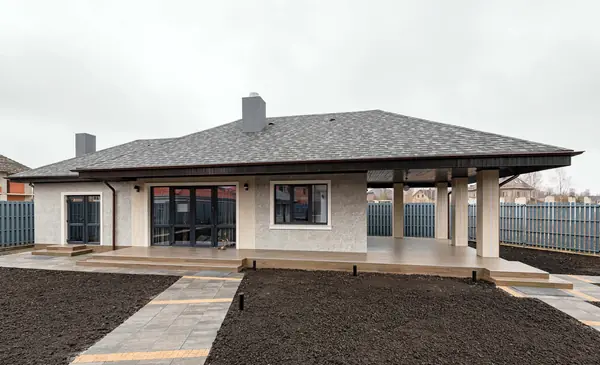 Дом в поселке «Де Виль»