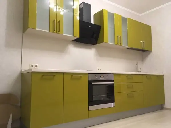 Кухонный гарнитур зелёный