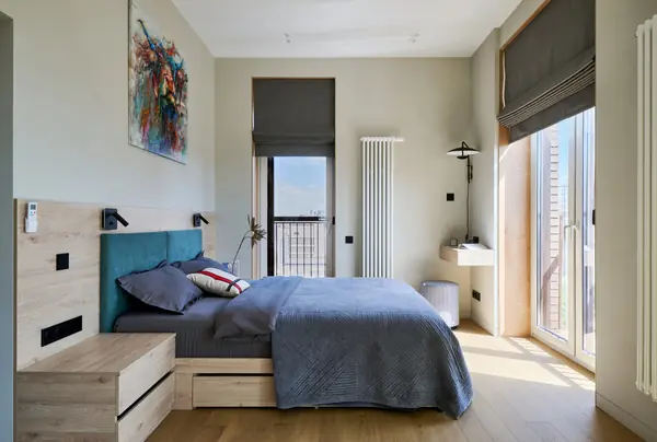 Светлая двухкомнатная квартира 60 кв.м. с панорамными окнами