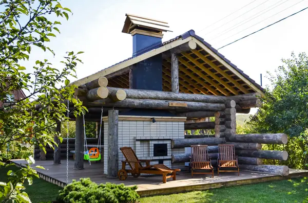 Избушка на опушке