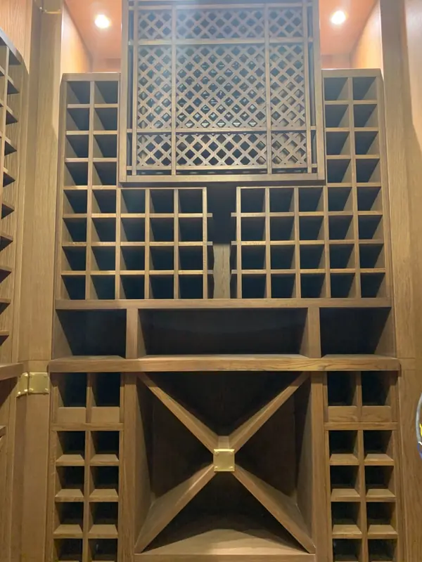 Винный погреб на 600 бутылок