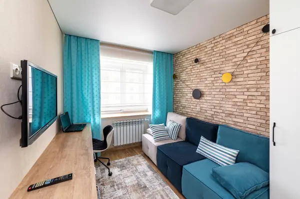 Квартира с синими акцентами