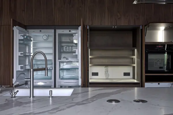 Solid in classic interior