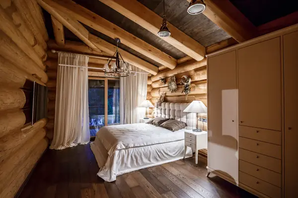 Интерьер деревянного дома