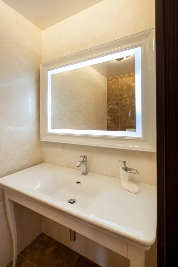 Интерьер трехэтажного загородного дома в Нижегородской области