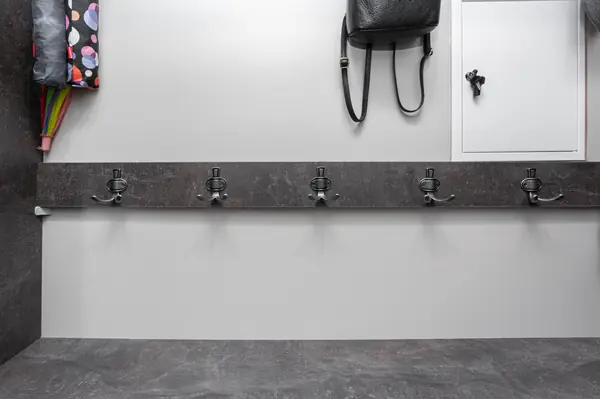 Шкаф в очень узкую прихожую