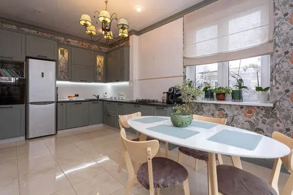 Кухня-гостиная в г. Калининграде