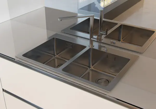 Vogue white & veneer