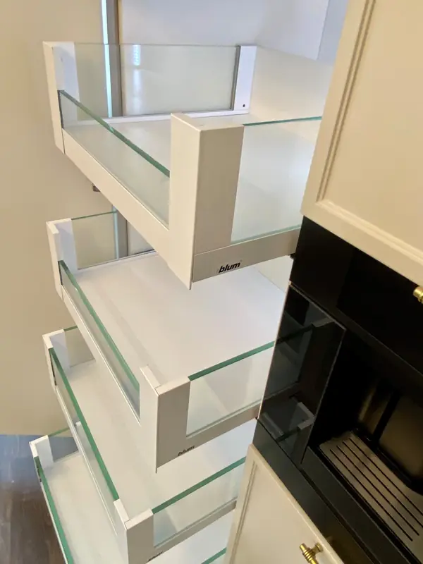 Угловая кухня "COSTOLA".