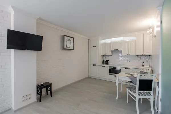 Белые ночи.  Студия 45м2