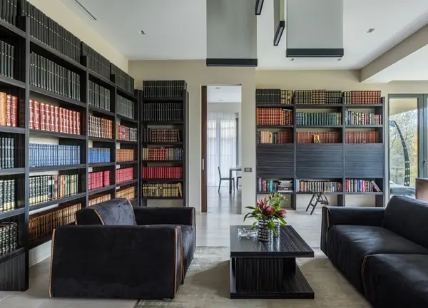 "На своем месте", многокомнатная квартира в жк "Снегири-Эко"