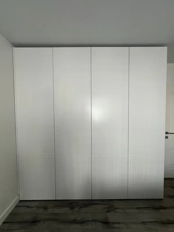 Стильный шкаф (сборка в деталях)