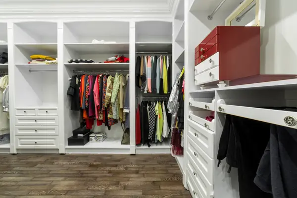 Гардеробная Грета