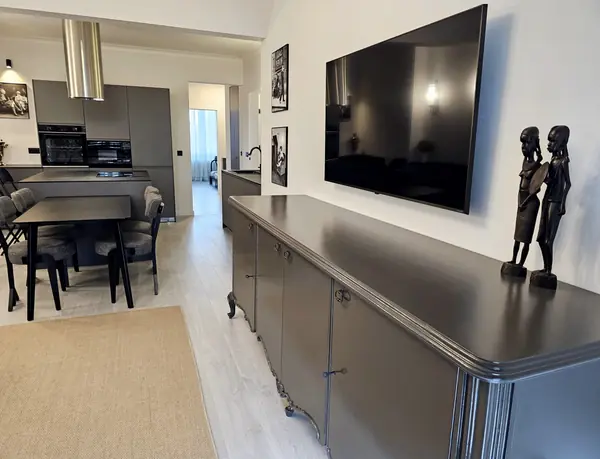 Kairis.Черно-белое кино