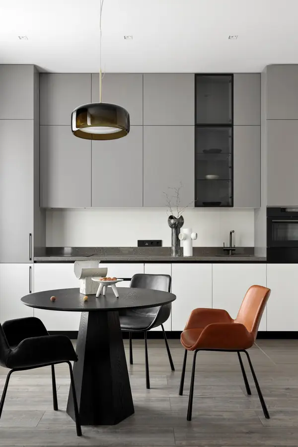 ИЗЯЩНЫЙ АНДЕГРАУНД