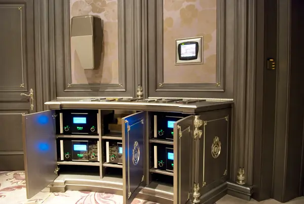 Кинотеатр в частном доме