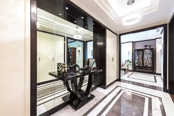 Реализованный дизайн-проект квартиры в ЖК "Английский квартал"