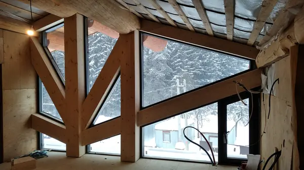 Внутренняя отделка дома из кедра