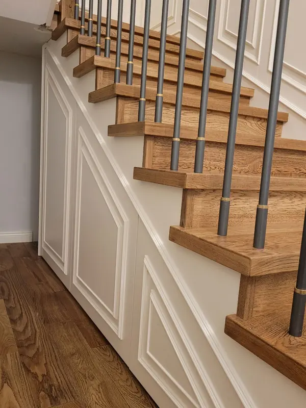 ЛЕСТНИЦЫ ИЗ МАССИВА