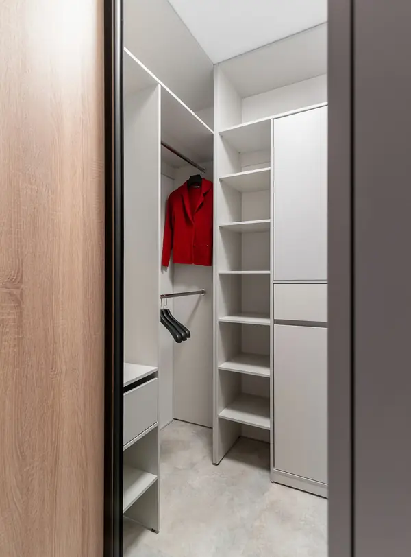 Реализация проекта однокомнатной квартиры 83 серия в г. Владивосток