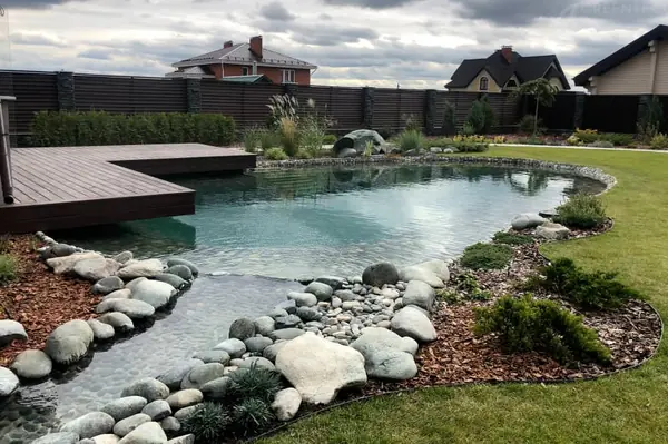 Сад построенный в к.п. Карабатово Кстовского района Нижегородской области.