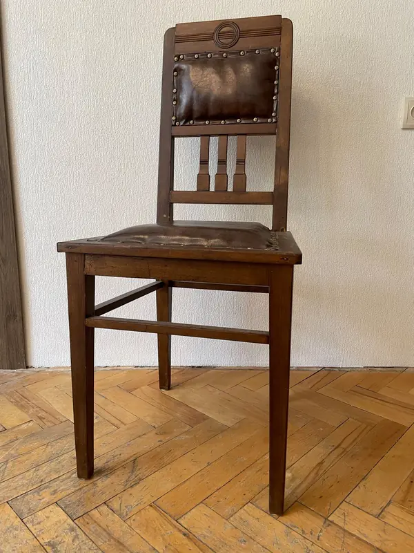 Гарнитур: 2 книжных шкафа, кресло, стулья. Реставрация.